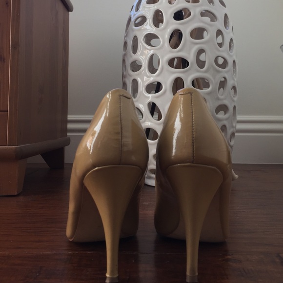 Steve Madden Pumps - Picture 3 of 3